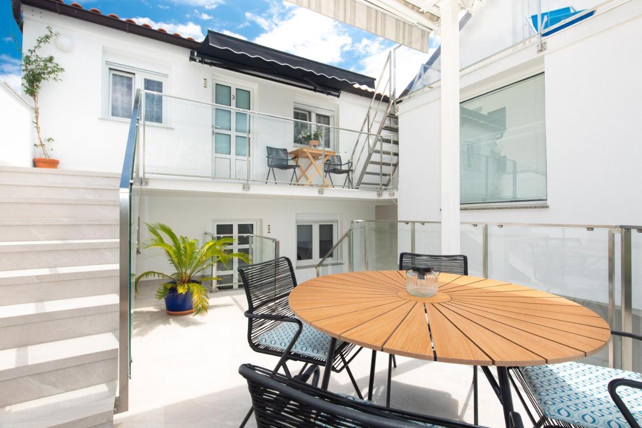 Apartments Soul Krk Town Exterior photo
